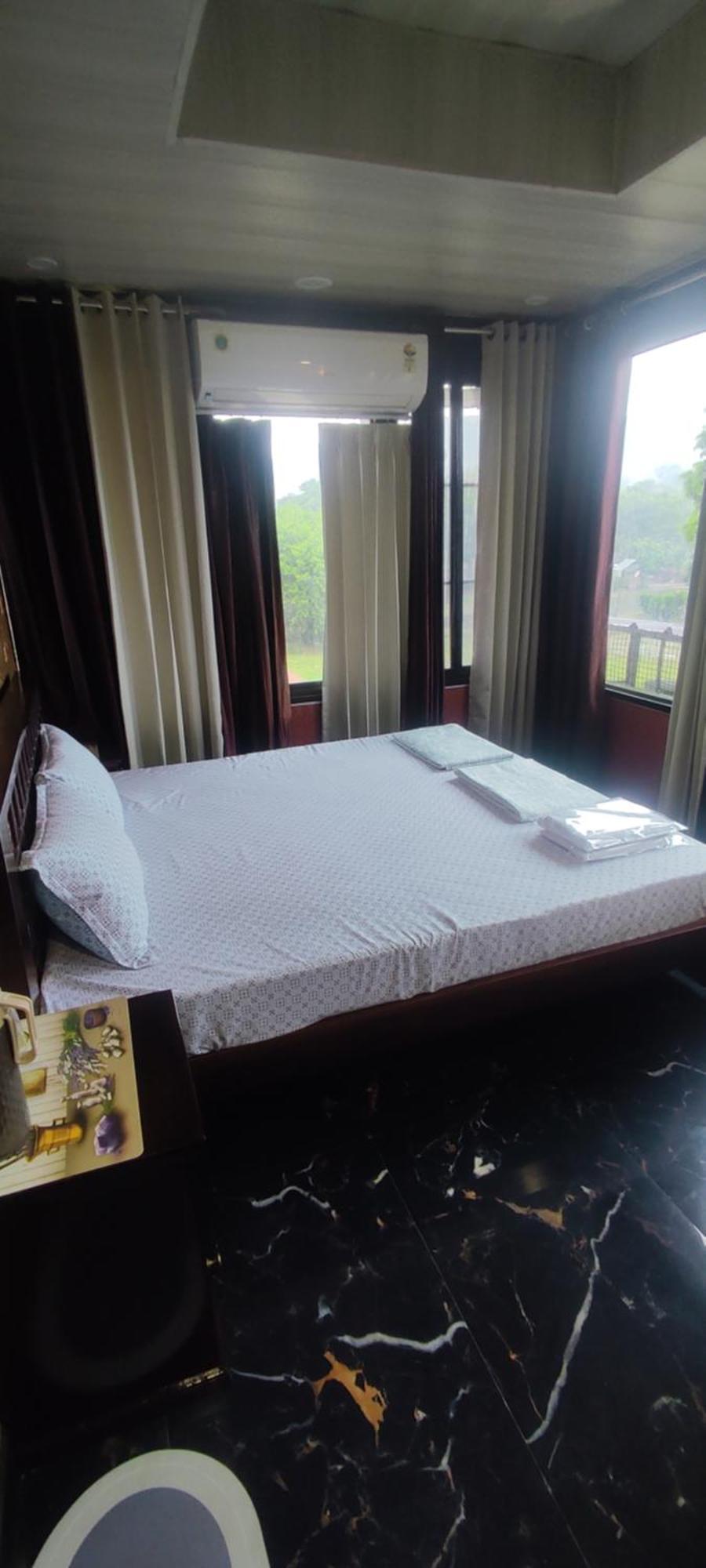 ג'איפור Sukh Sagar Hotel מראה חיצוני תמונה
